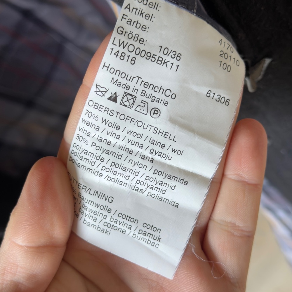 100% Wool Barbour Navy and Gray Plaid Lined Jacket with Label Detail - Picture 12 of 16